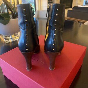 VALENTINO GARAVANI ROCKSTUD BOOTIES 85MM